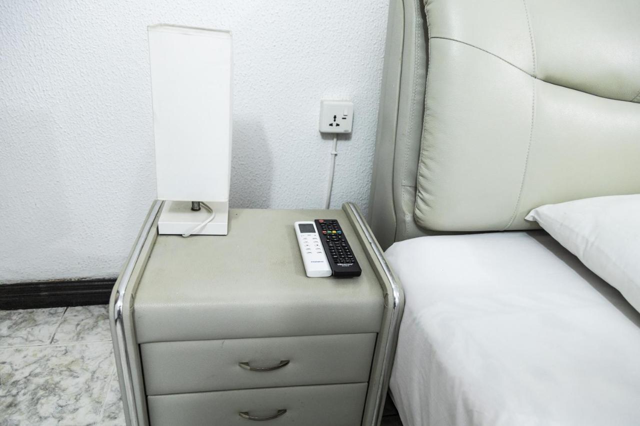 Hill View Hotel West Airport Akra Dış mekan fotoğraf